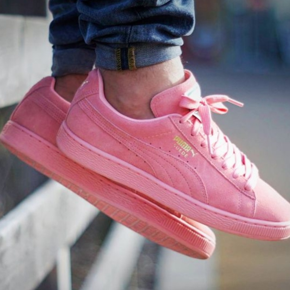 Muave Pink Suede Pumas
